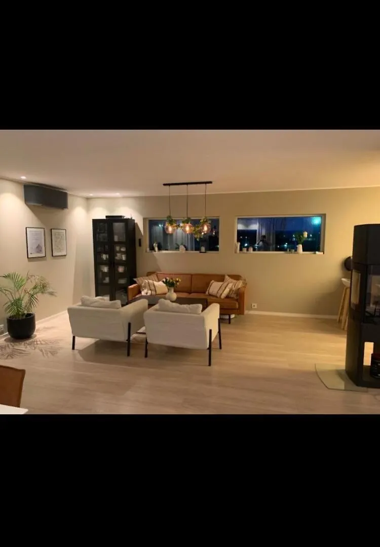 Willa Duplex Near Airport Bergen